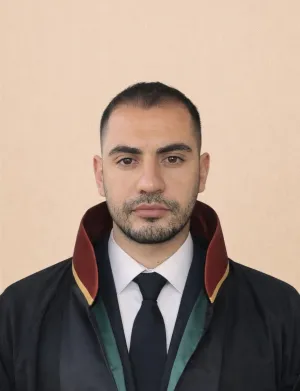 Av. Muzaffer